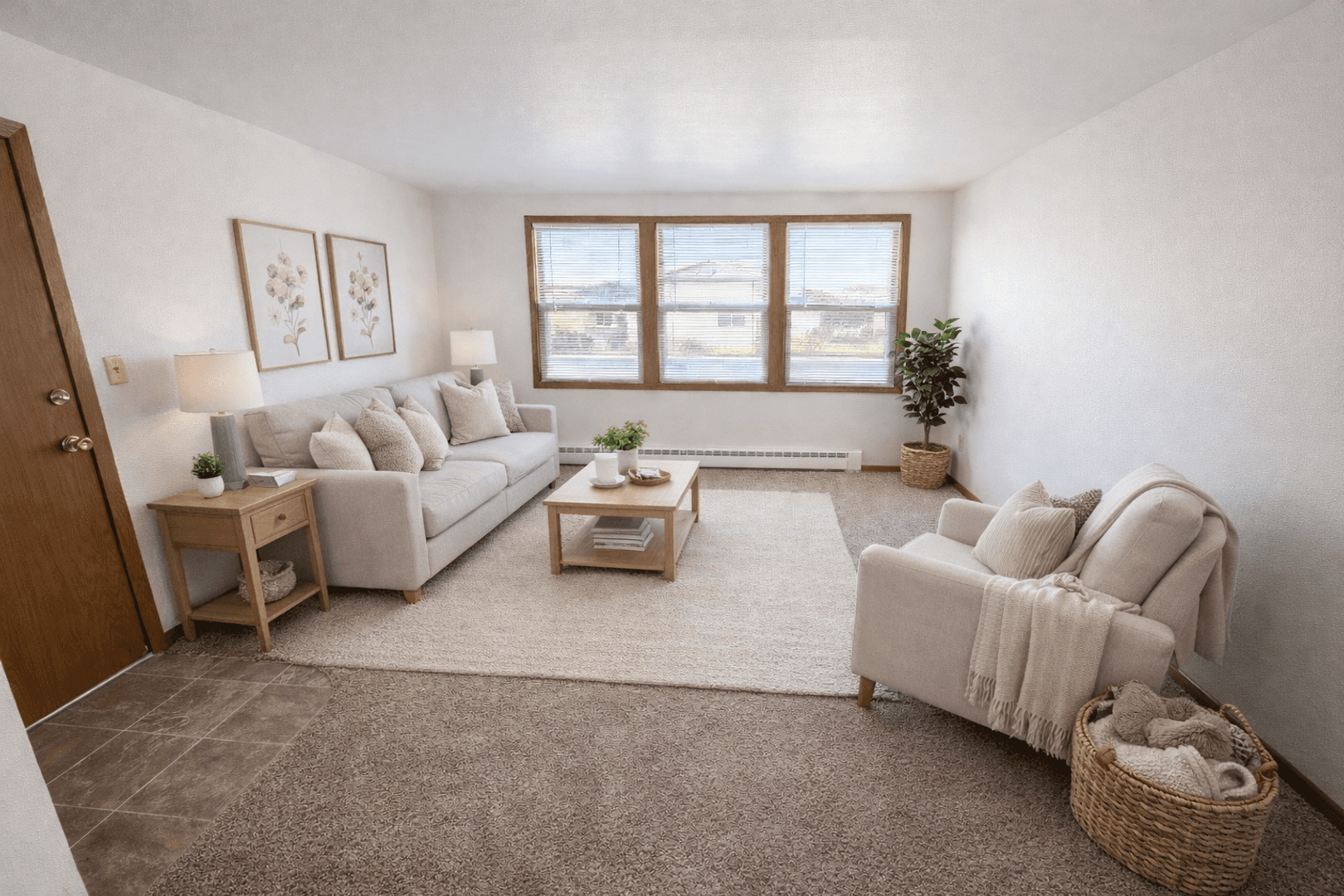 St Cloud Apartment: 410 33rd Ave N