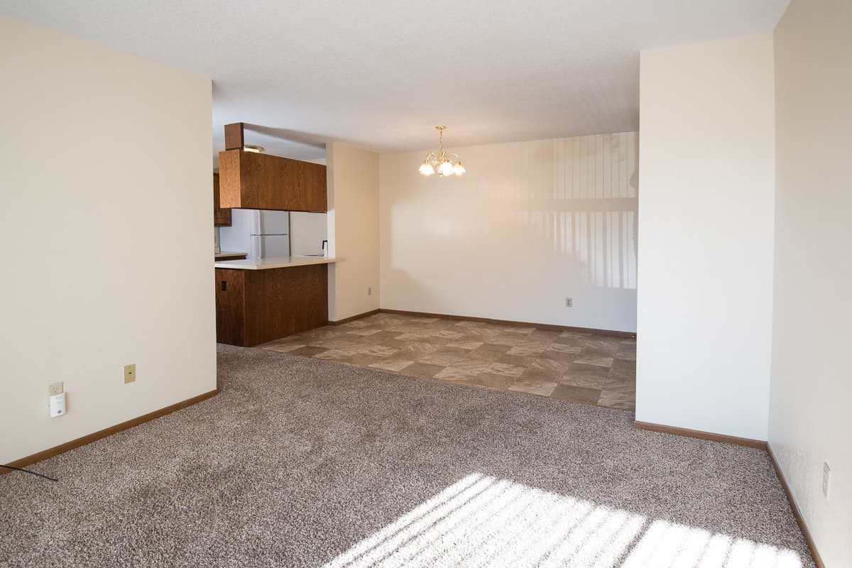 St. Cloud Apartment: 911 Ranae Lane