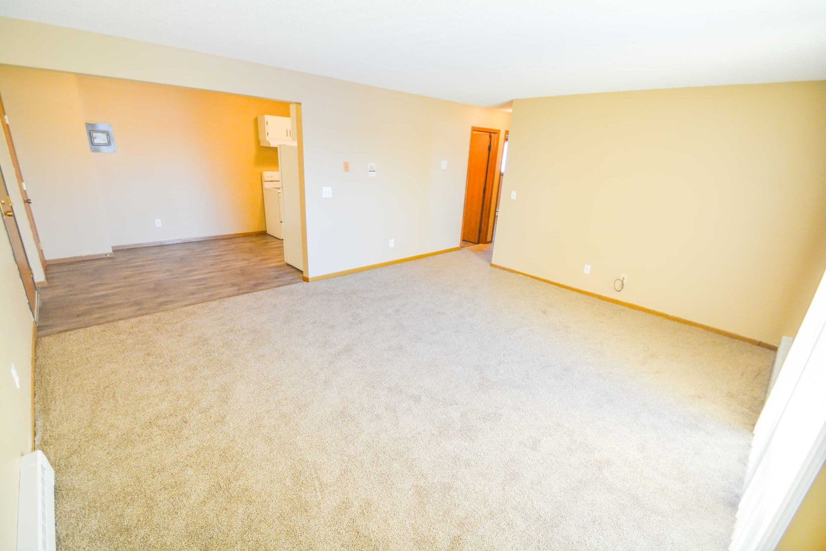 Sauk Rapids Apartment: 307 13th St N