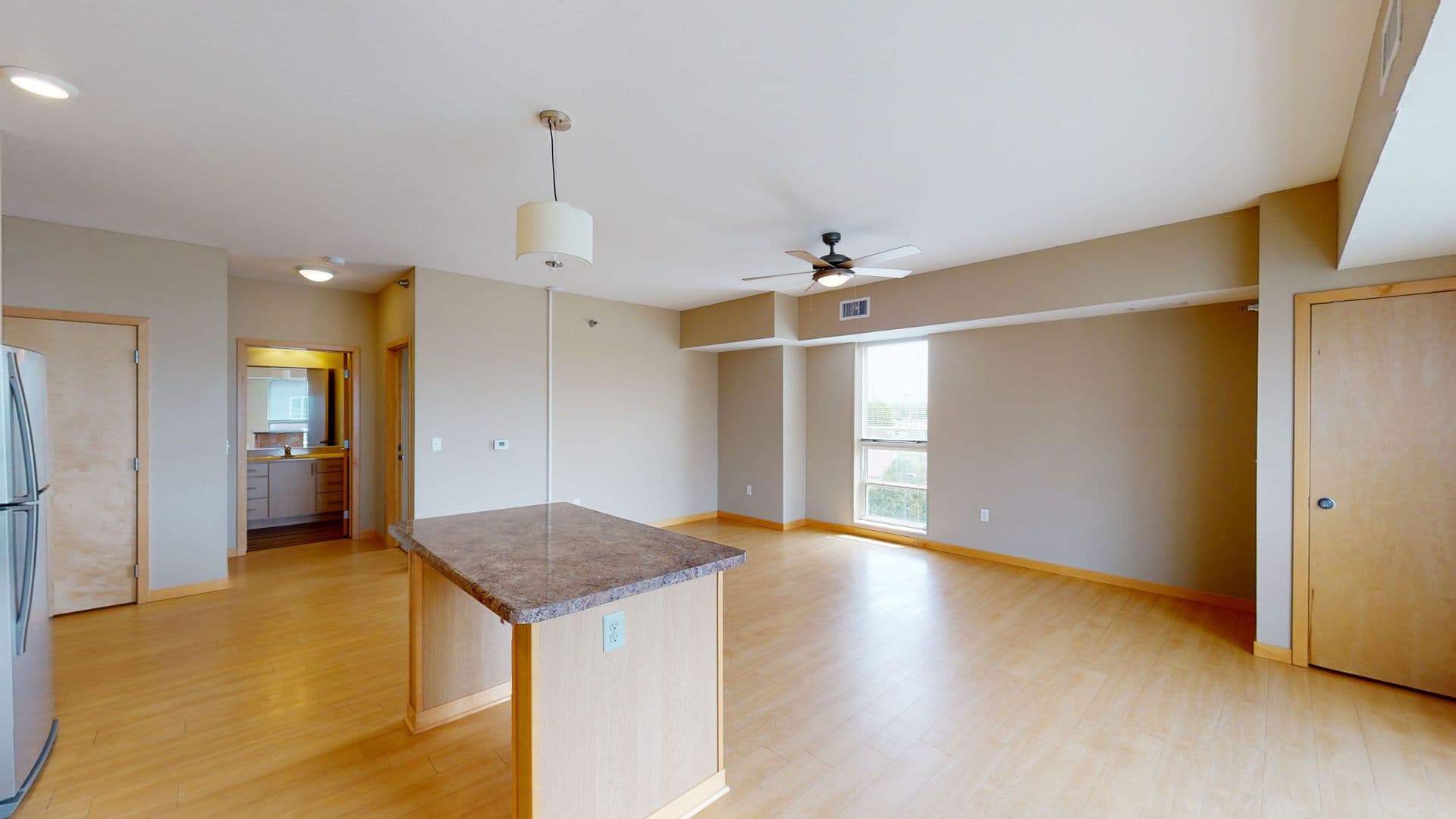 Eau Claire Apartment: 2851 Hendrickson Dr