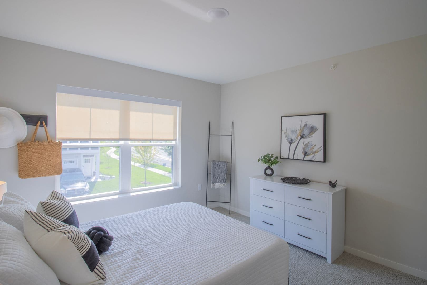 Shakopee Townhome: 1220 Taylor Street