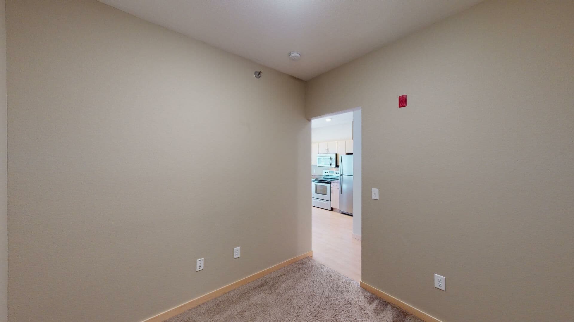 Eau Claire Apartment: 2851 Hendrickson Dr