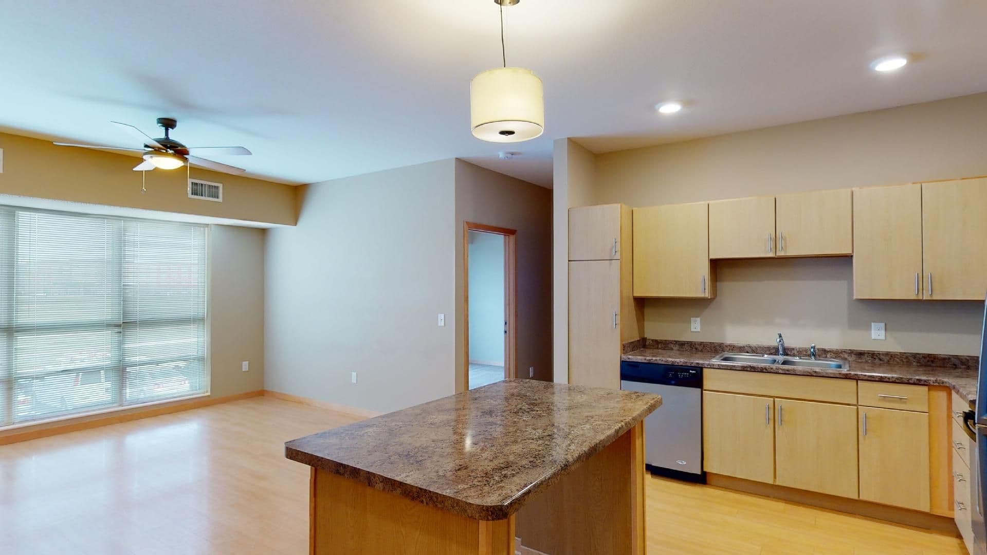 Eau Claire Apartment: 2851 Hendrickson Dr