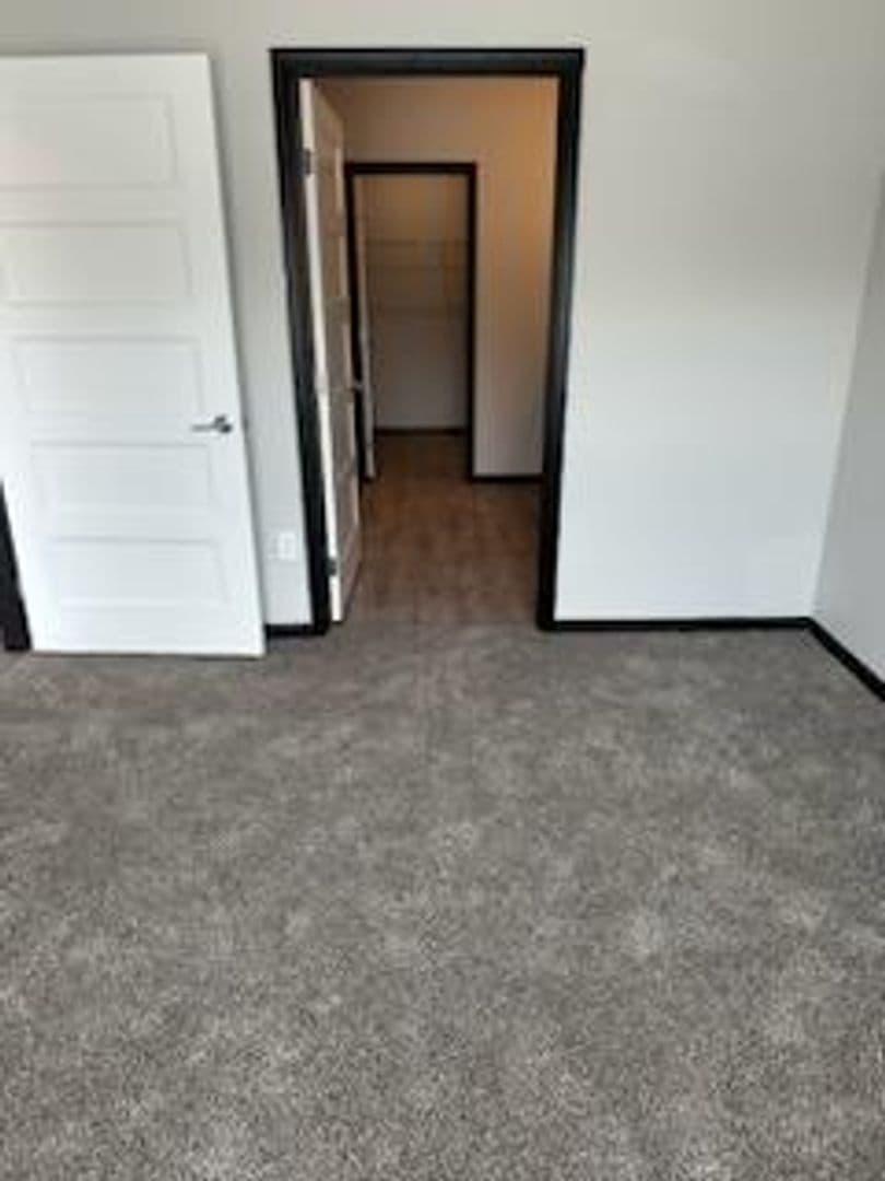 Willmar Apartment: 103 3rd Street SW