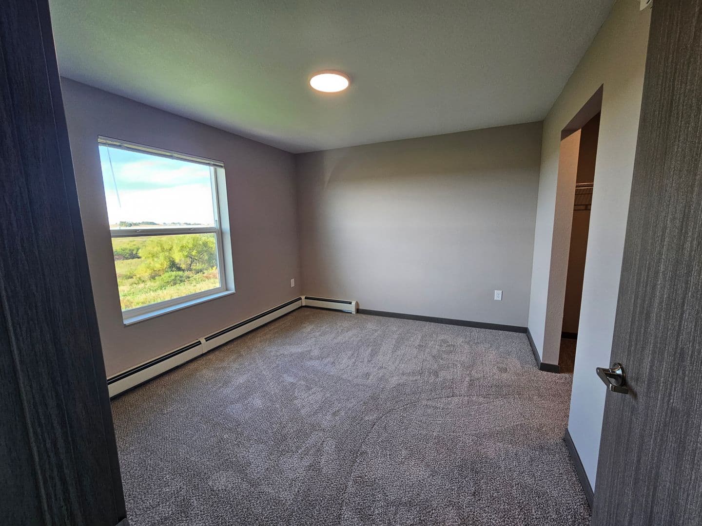 Melrose Apartment: 1250 Railroad Avenue NW