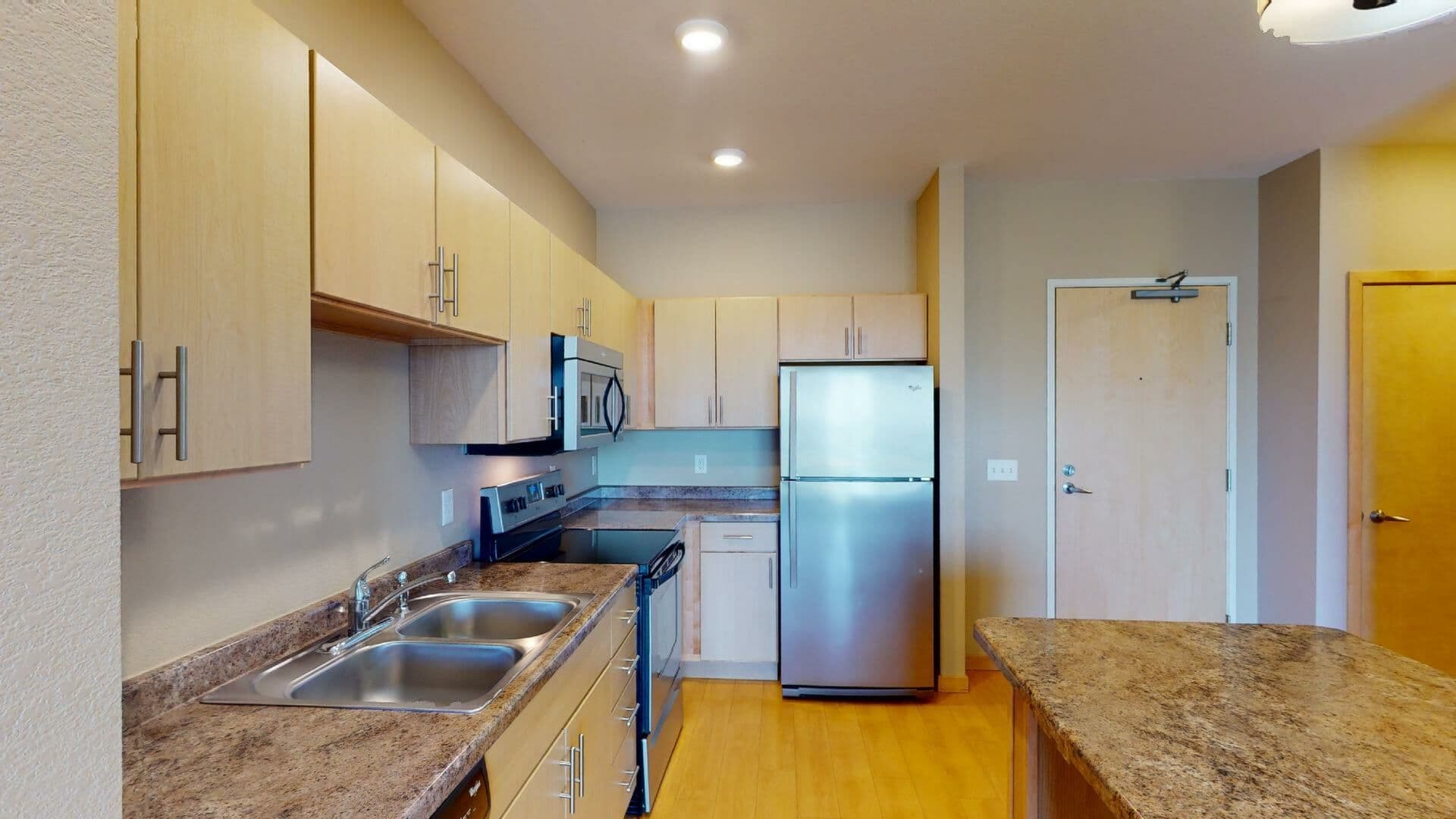 Eau Claire Apartment: 2851 Hendrickson Dr