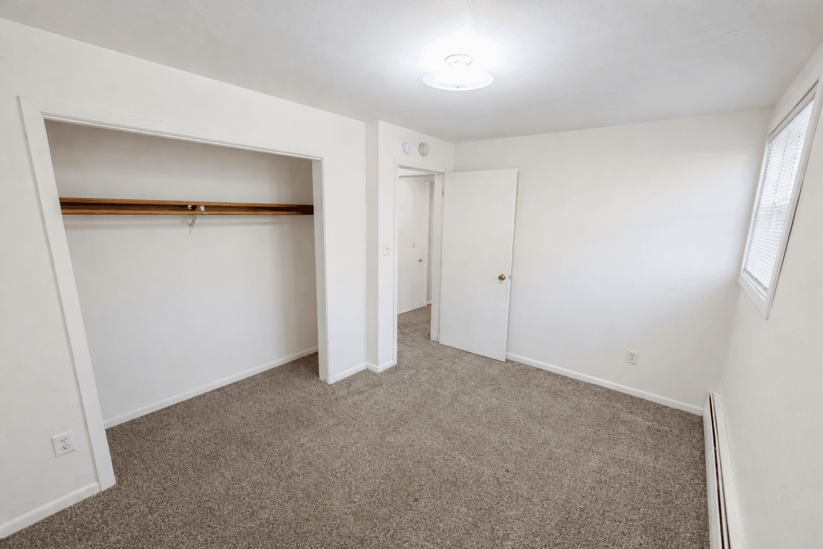 St. Cloud Apartment: 725 32nd Ave N