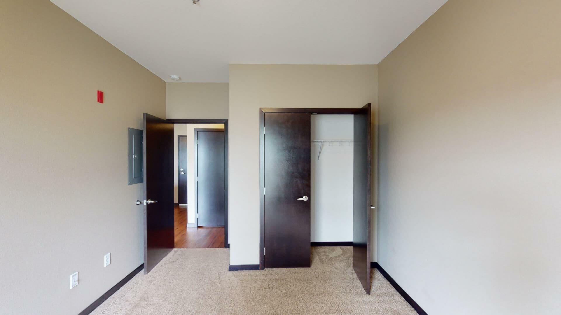 Eau Claire Apartment: 2851 Hendrickson Dr
