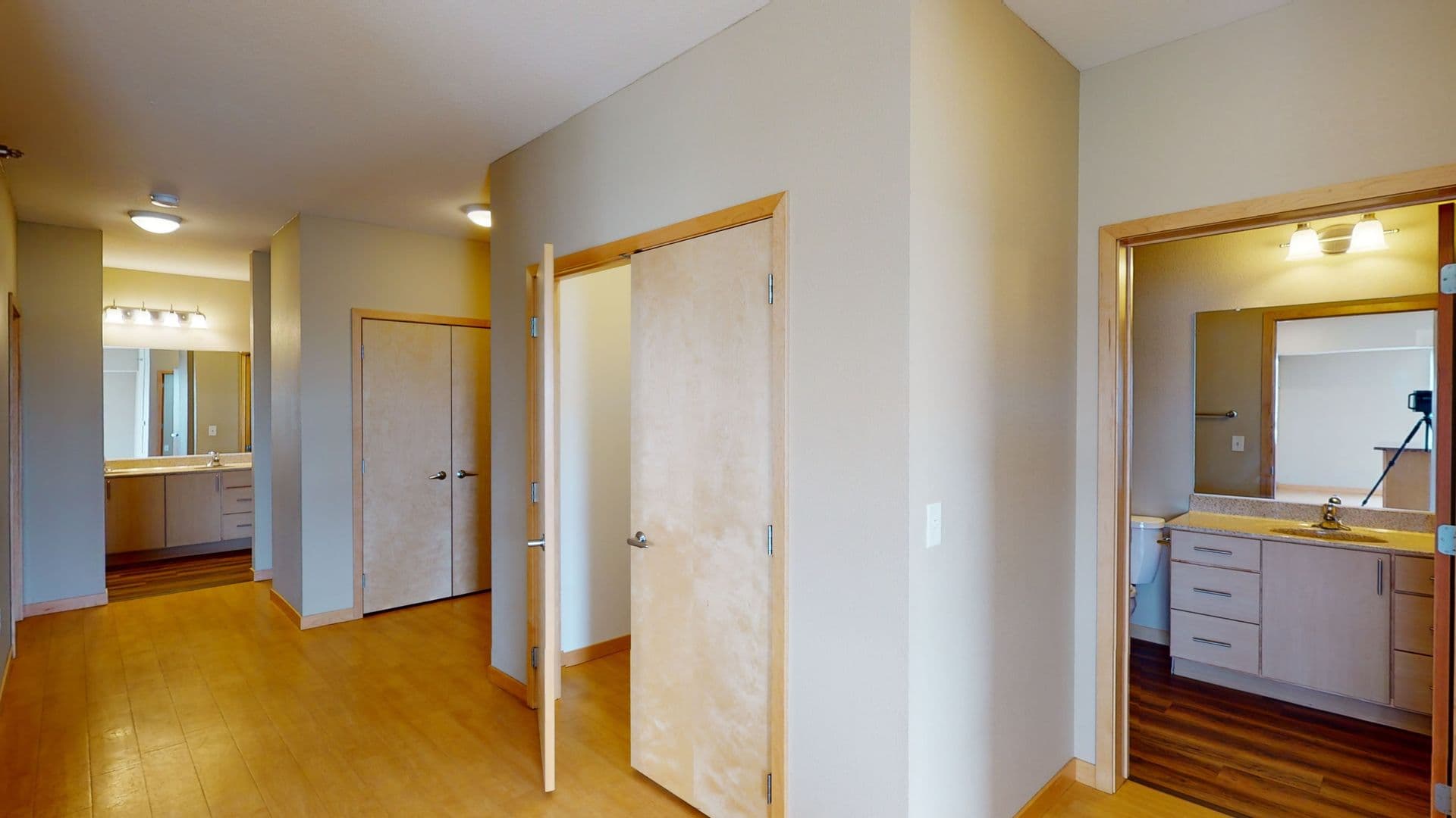 Eau Claire Apartment: 2851 Hendrickson Dr
