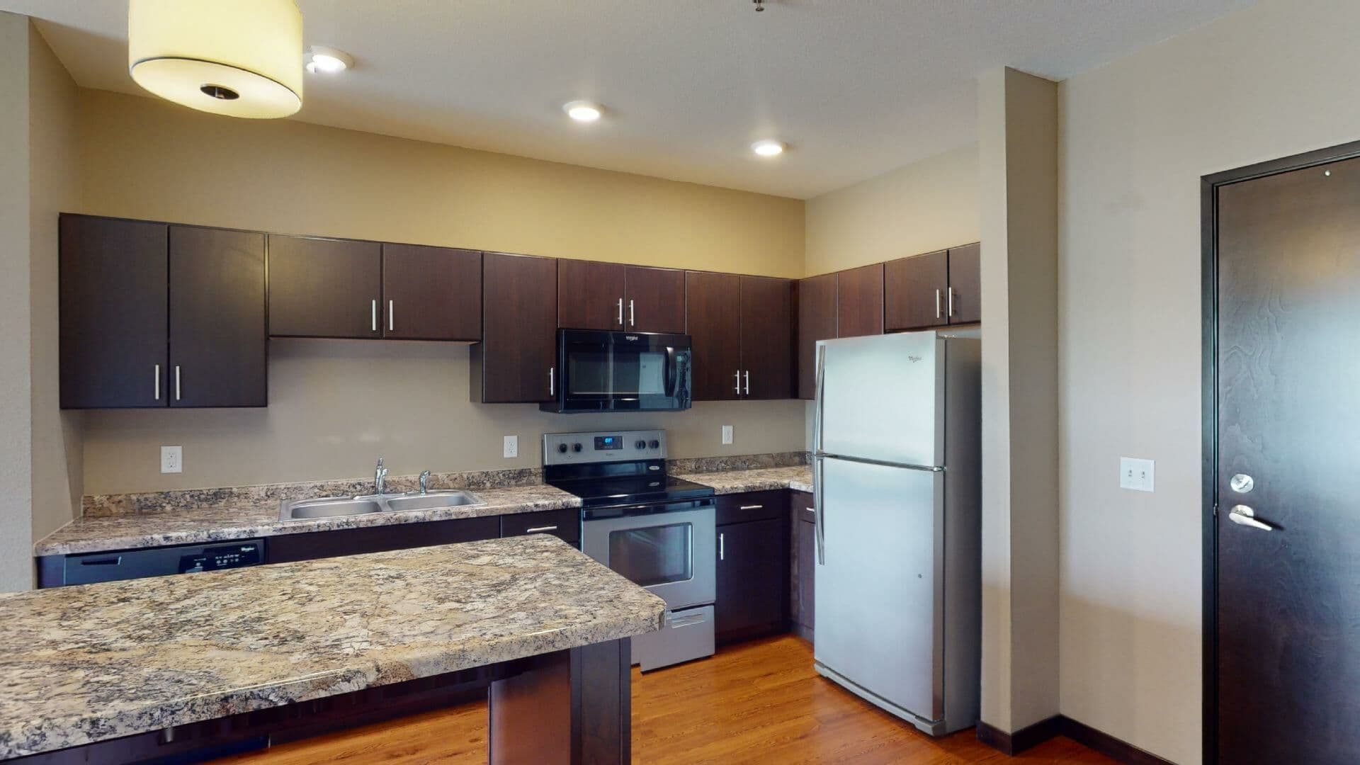 Eau Claire Apartment: 2851 Hendrickson Dr