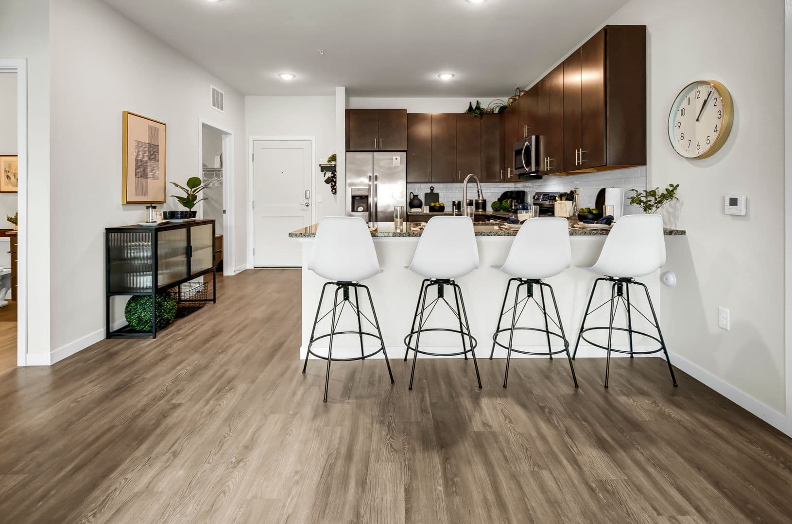 Rogers Apartment: 13650 Marshview Blvd.