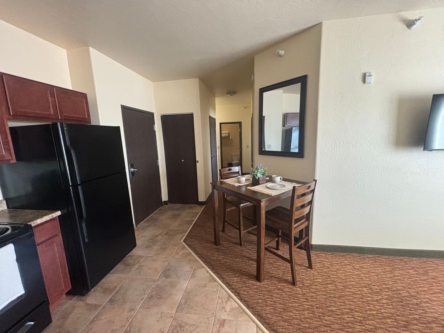 Dickinson Apartment: 1167 14th St W