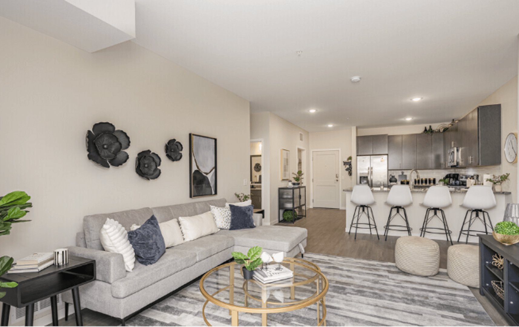 Rogers Apartment: 13650 Marshview Blvd.
