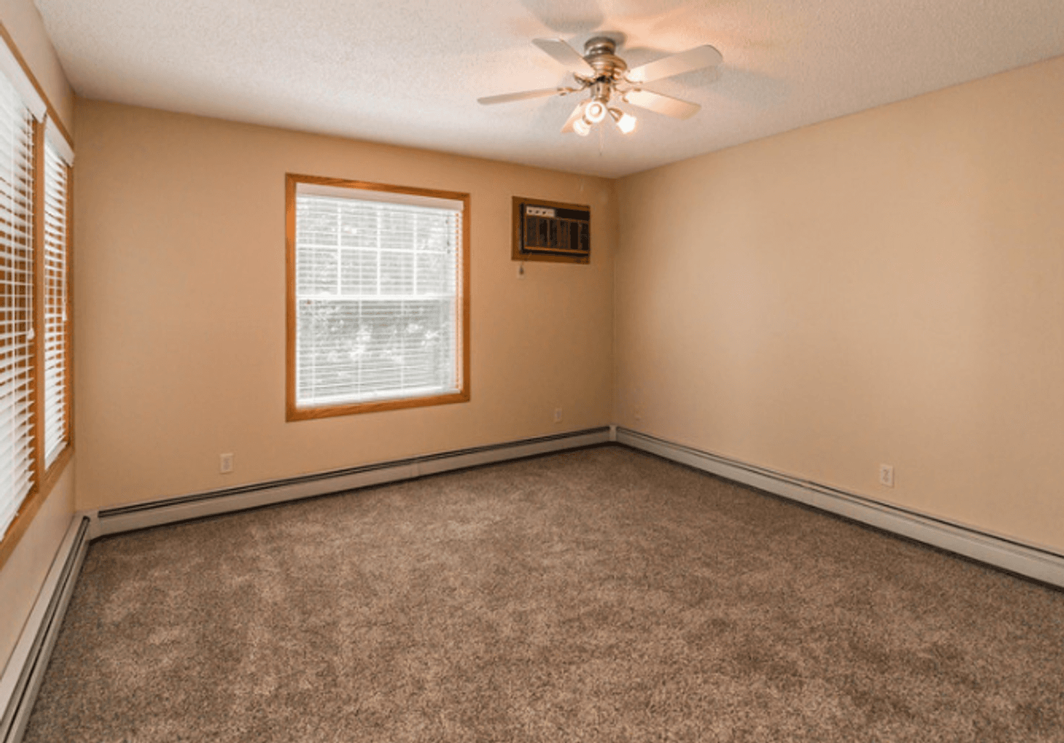 Sartell Apartment: 700 10th Ave N