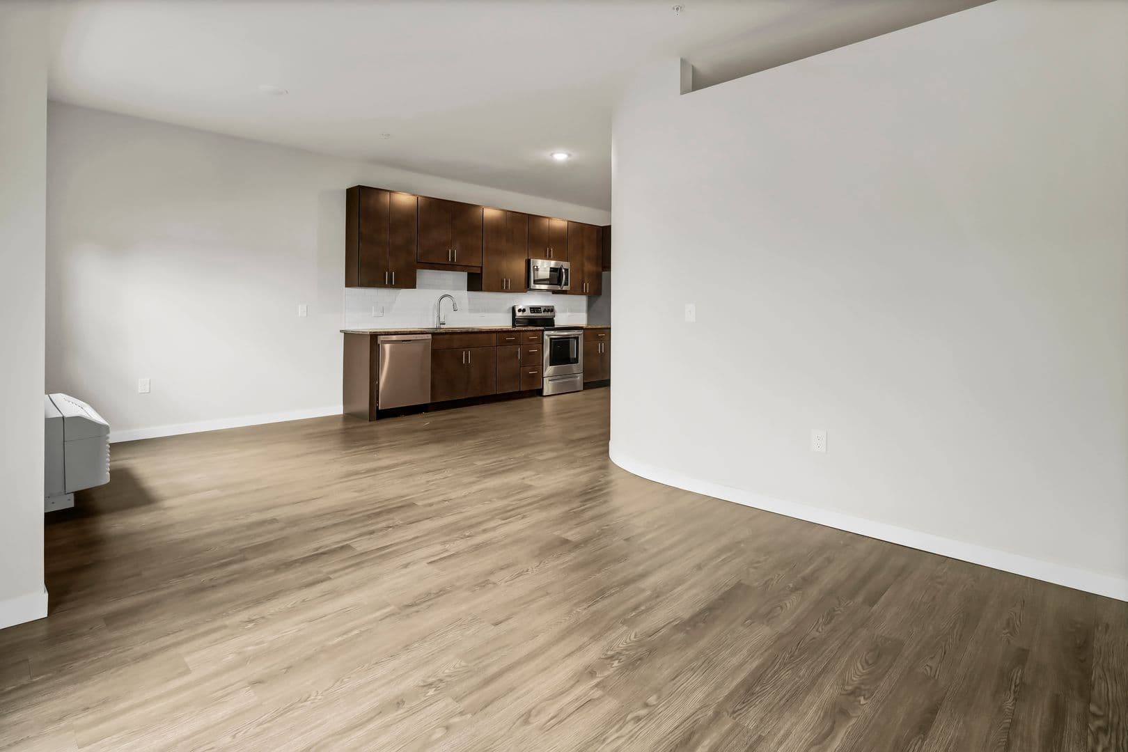 Rogers Apartment: 13650 Marshview Blvd.
