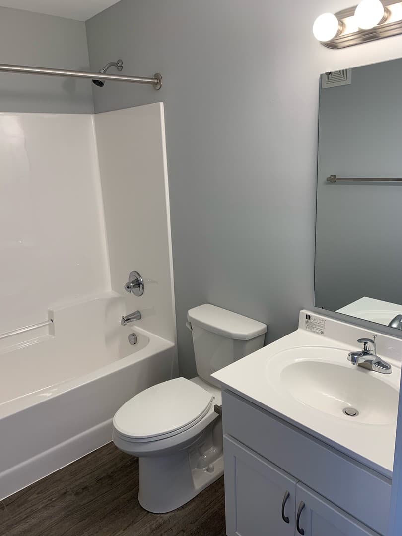 St. Joseph Apartment: 24 College Avenue N