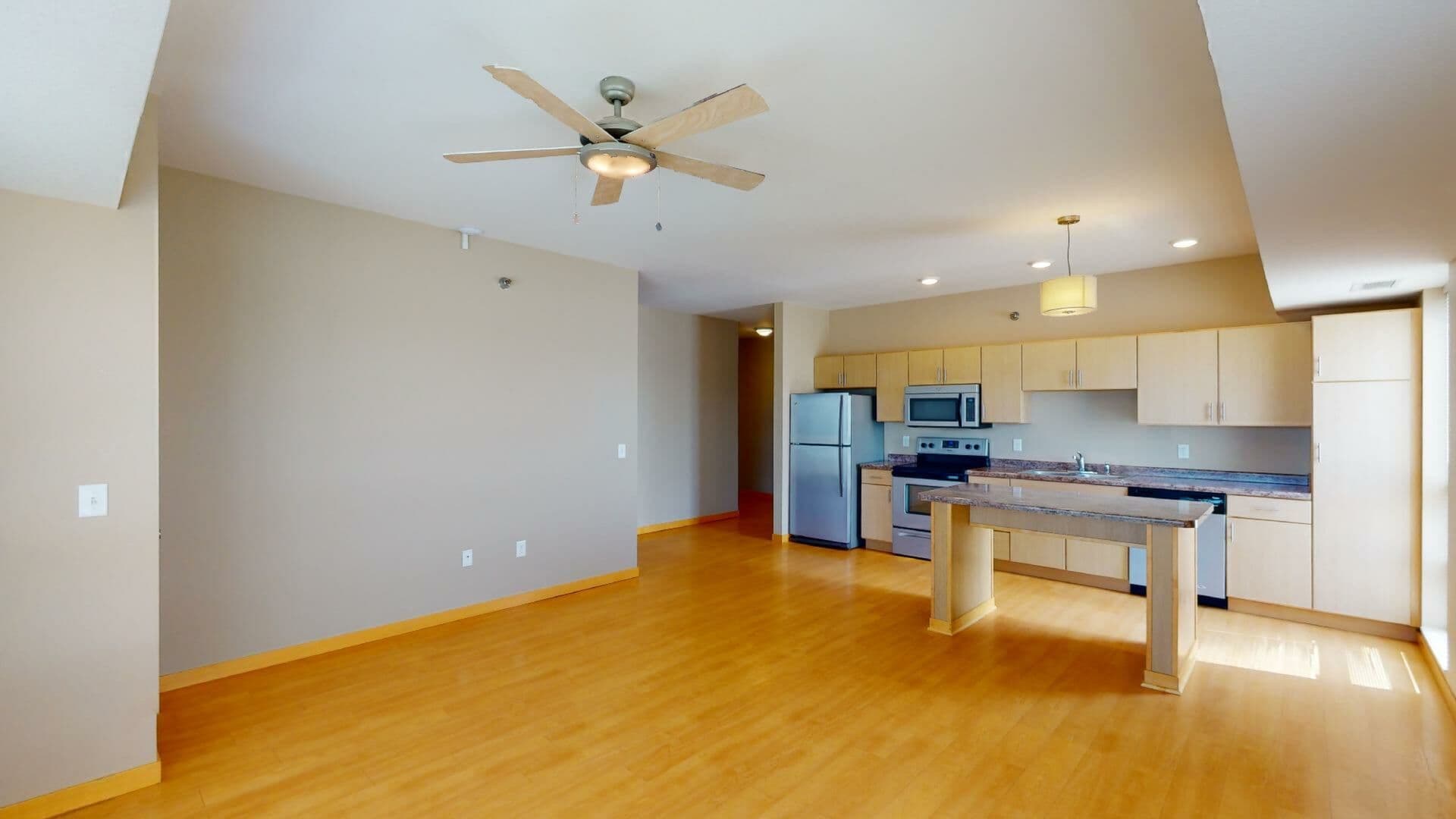 Eau Claire Apartment: 2851 Hendrickson Dr