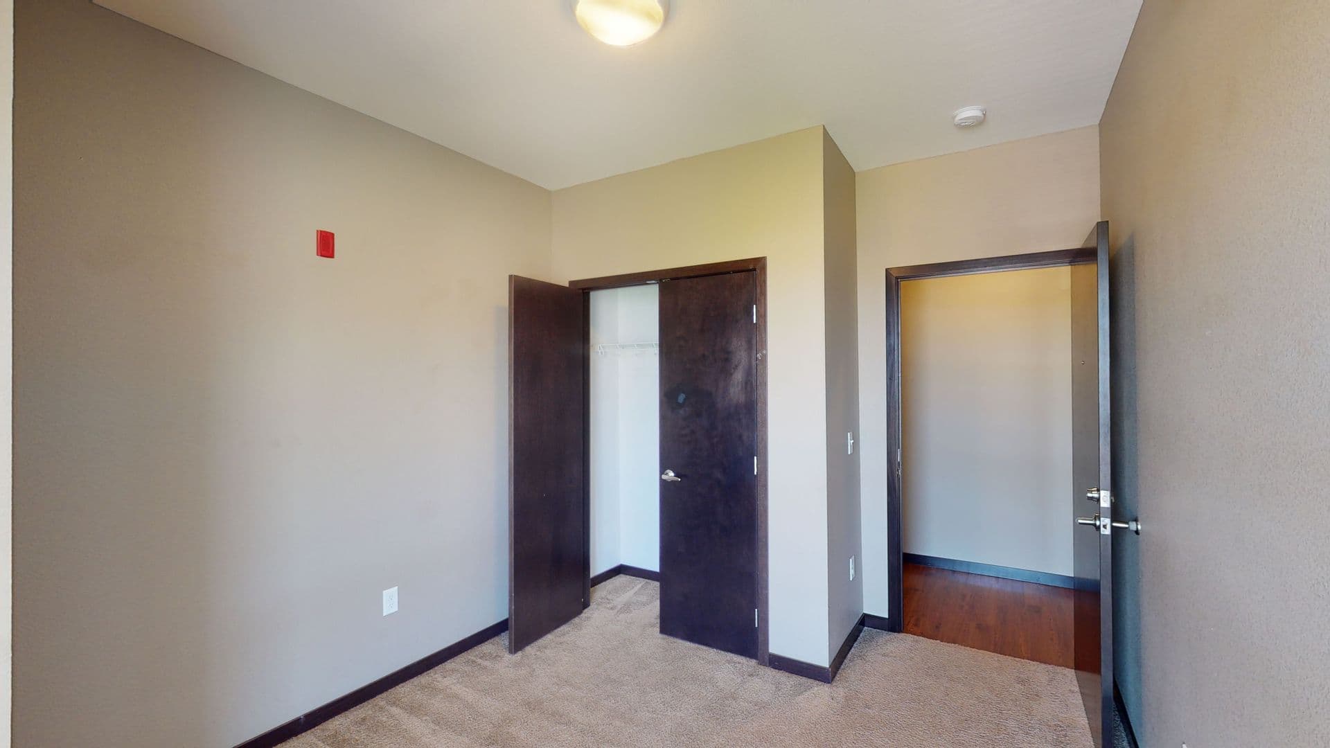 Eau Claire Apartment: 2851 Hendrickson Dr