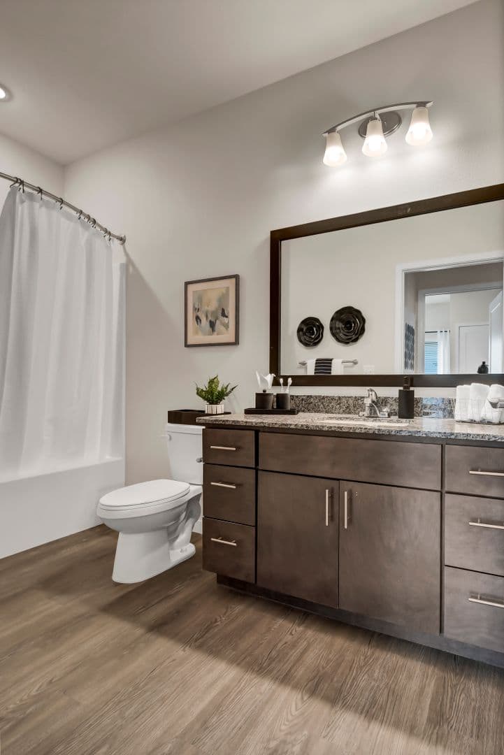 Rogers Apartment: 13650 Marshview Blvd.