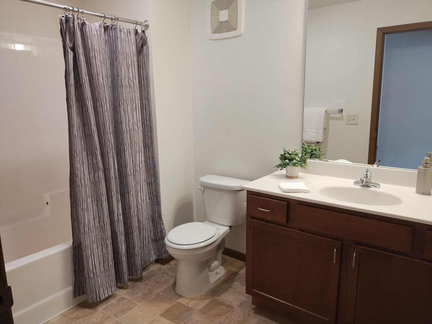 Sartell Apartment: 810 Roberts Road