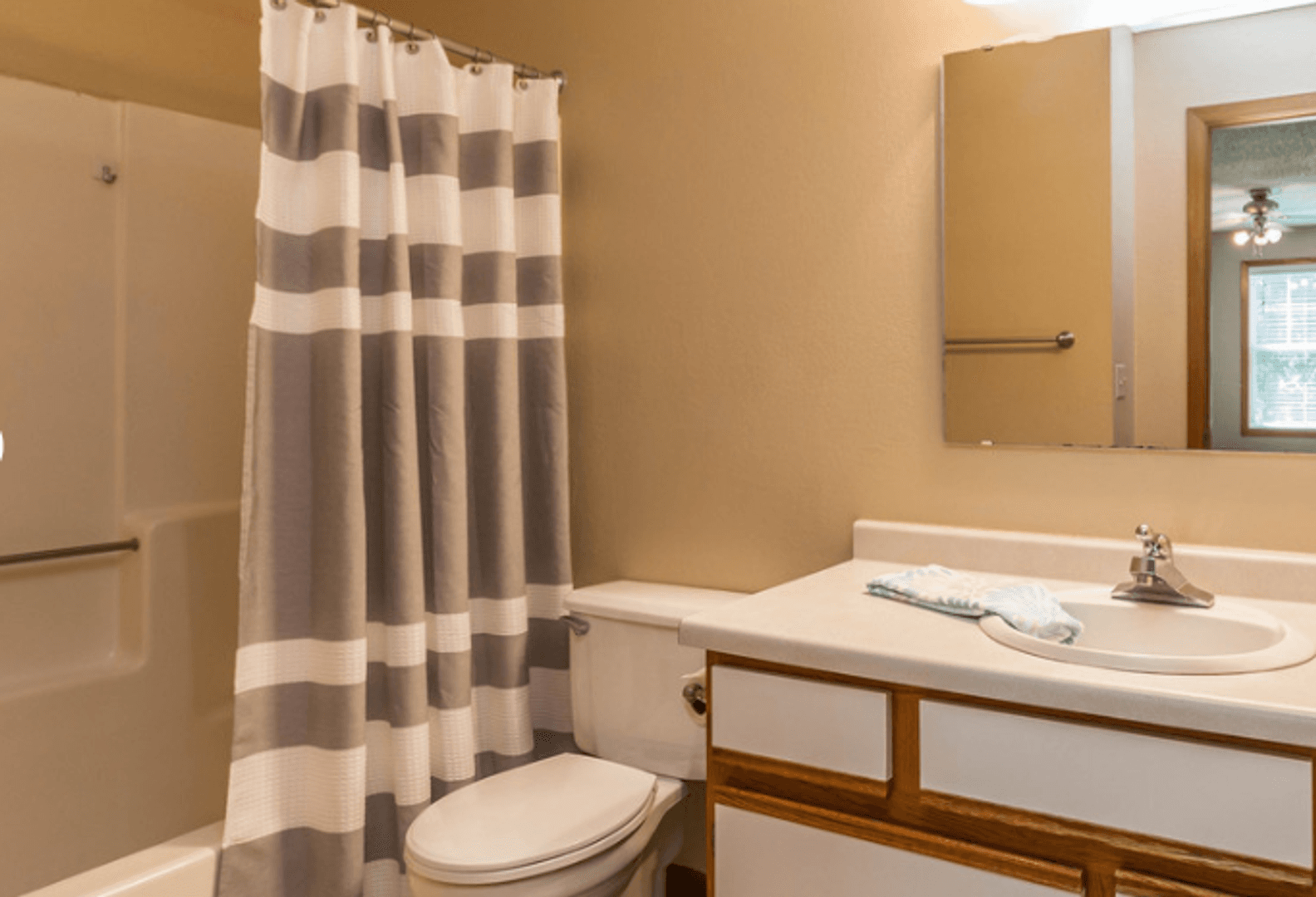 Sartell Apartment: 700 10th Ave N