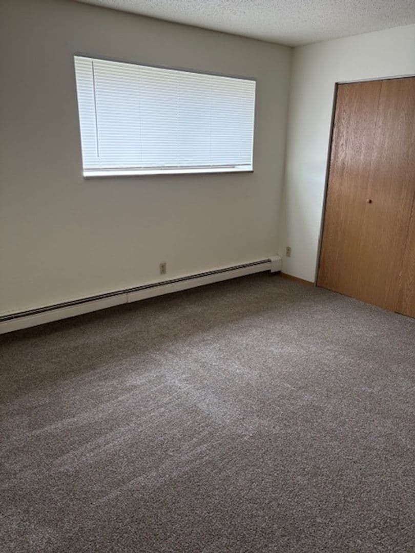 Waite Park Apartment: 30 15th Ave N