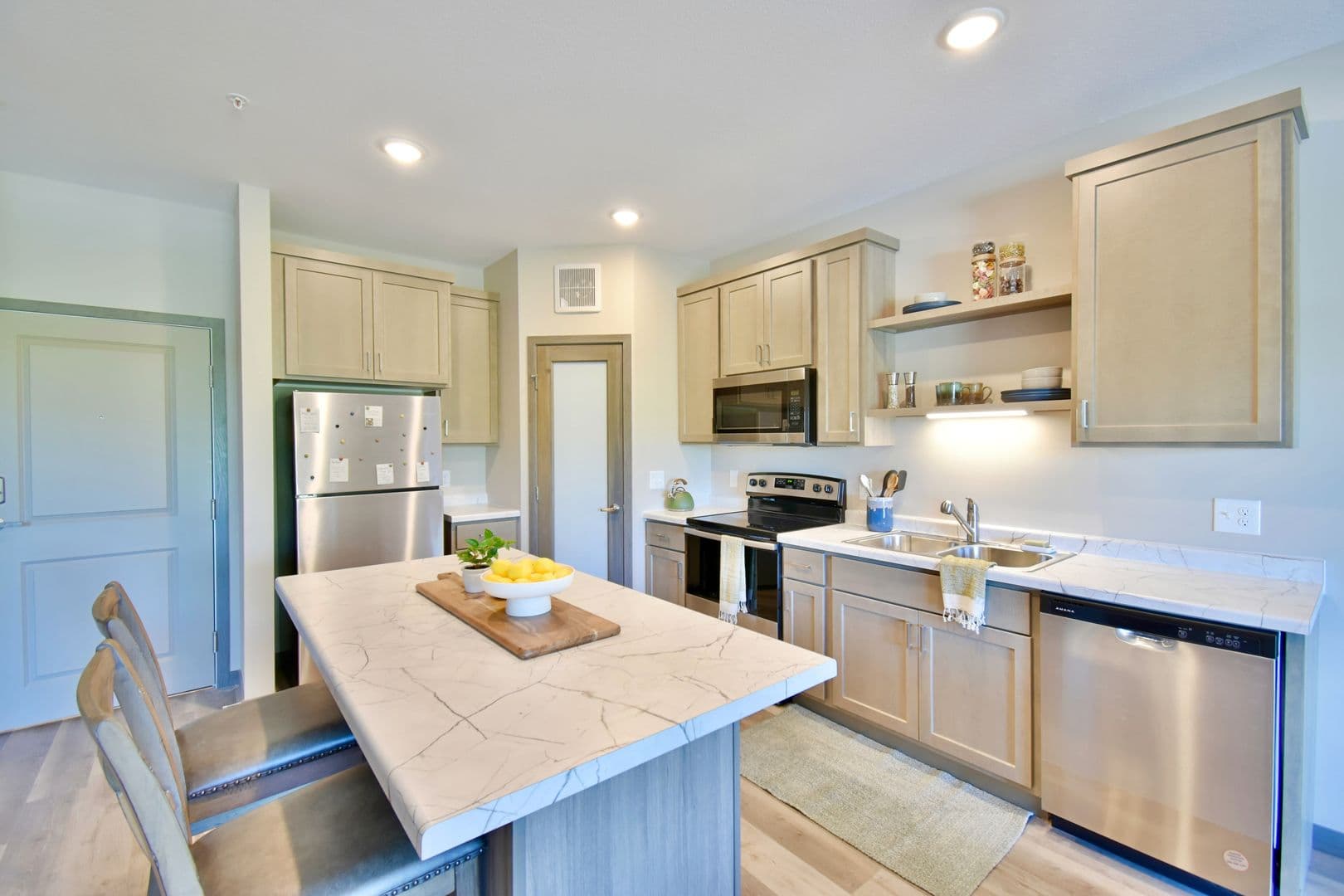 Becker Apartment: 13896 Birdie Lane