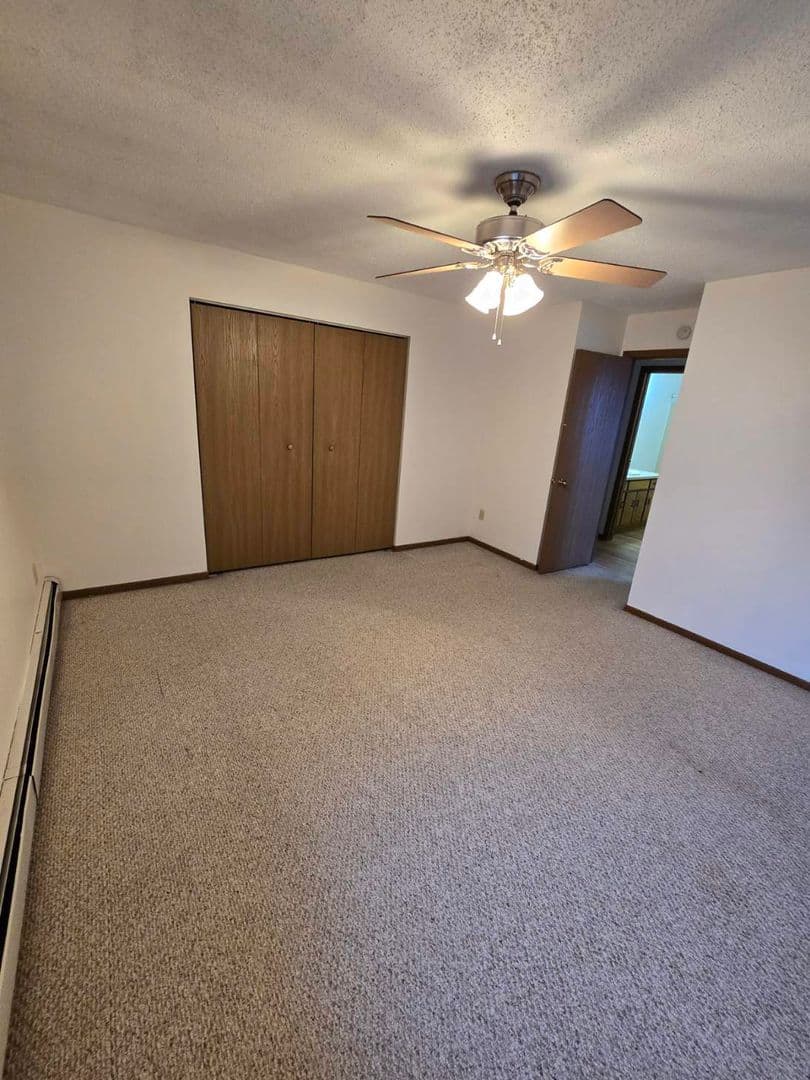 Monticello Apartment: 139 Riverview Drive
