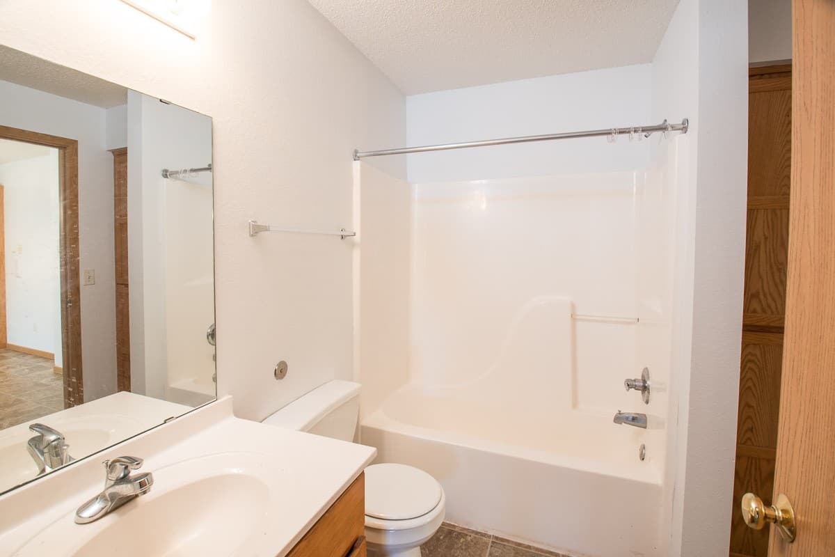 St. Cloud Apartment: 911 Ranae Lane