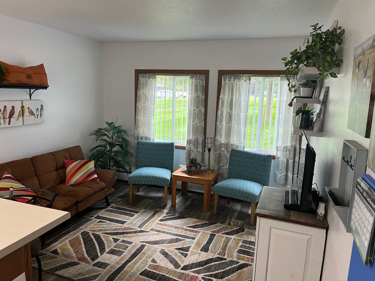 Morris Apartment: 105 Sunnyslope Rd