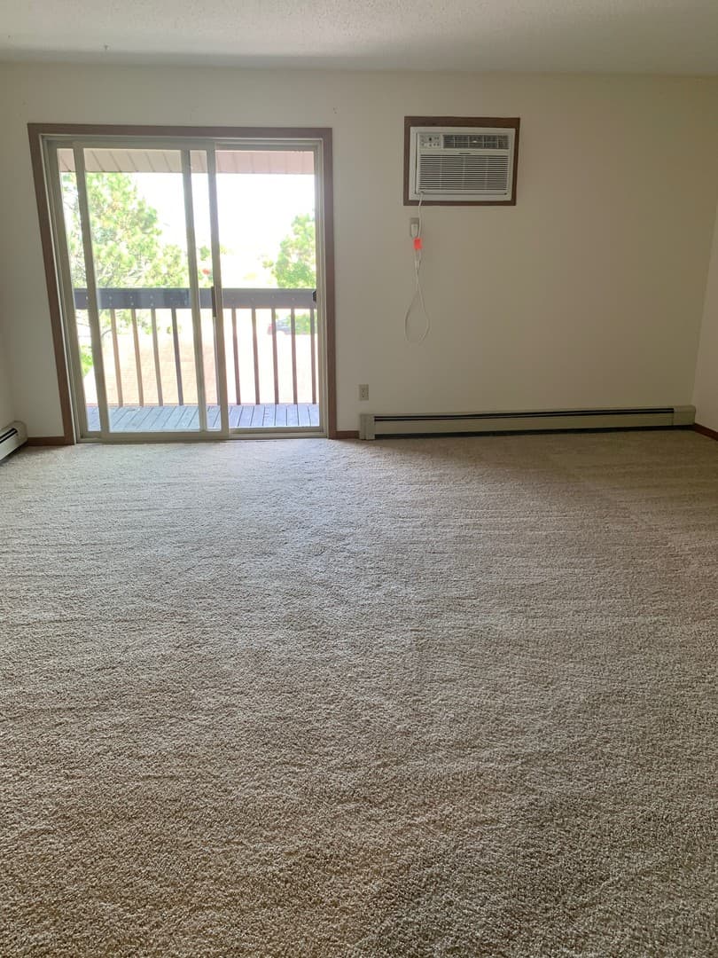 Sauk Rapids Apartment: 488 13th Ave S