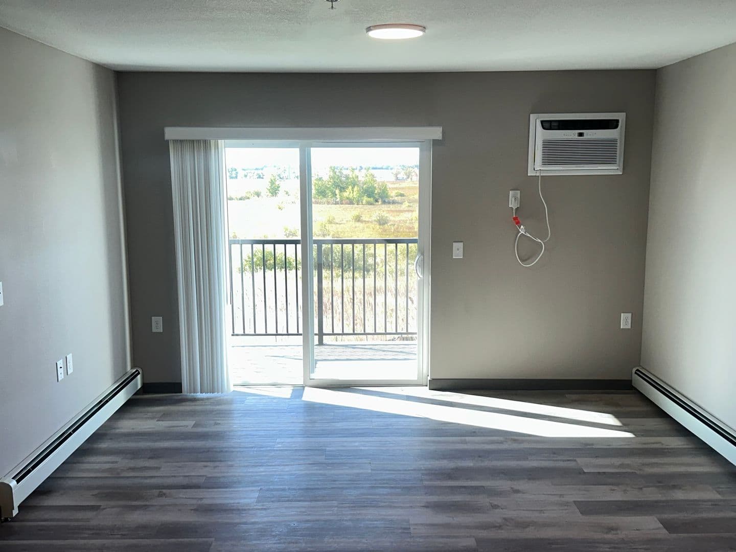 Melrose Apartment: 1250 Railroad Avenue NW