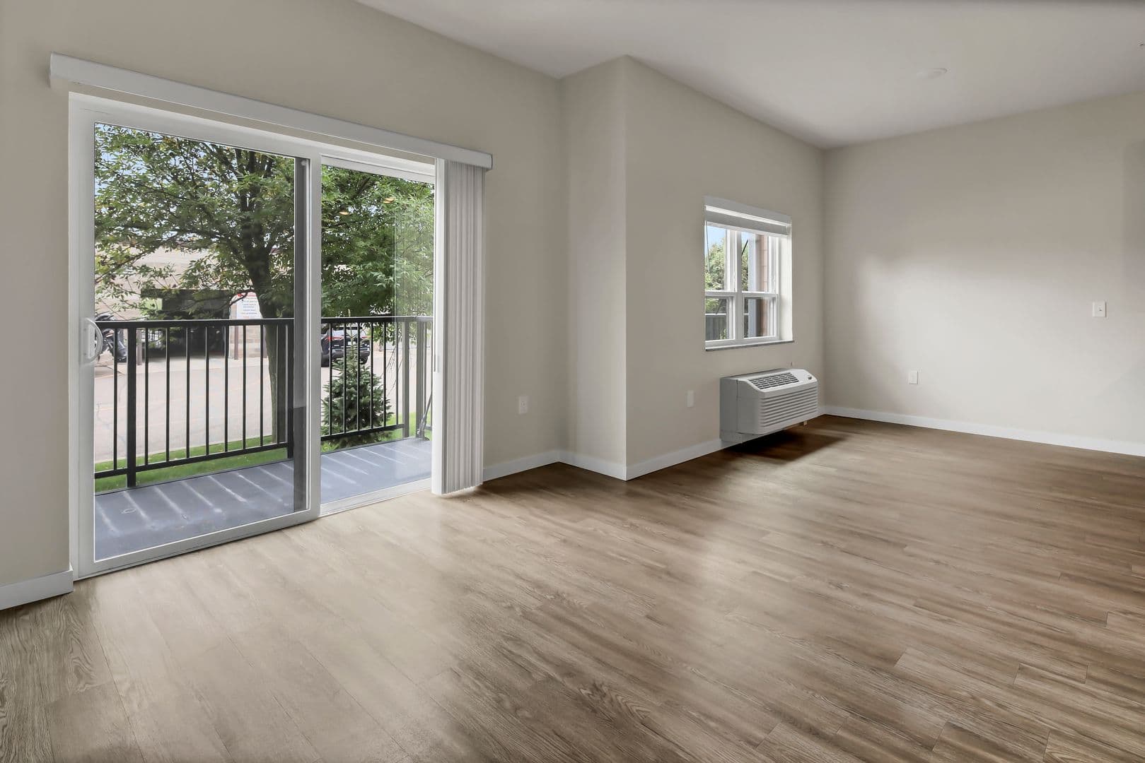 Rogers Apartment: 13650 Marshview Blvd.