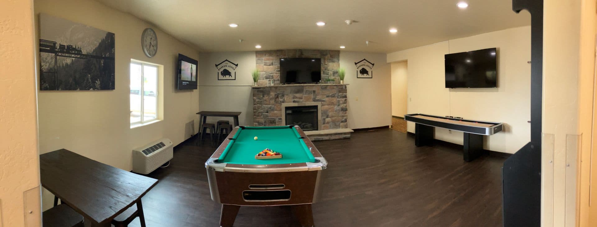 Dickinson Apartment: 1167 14th St W