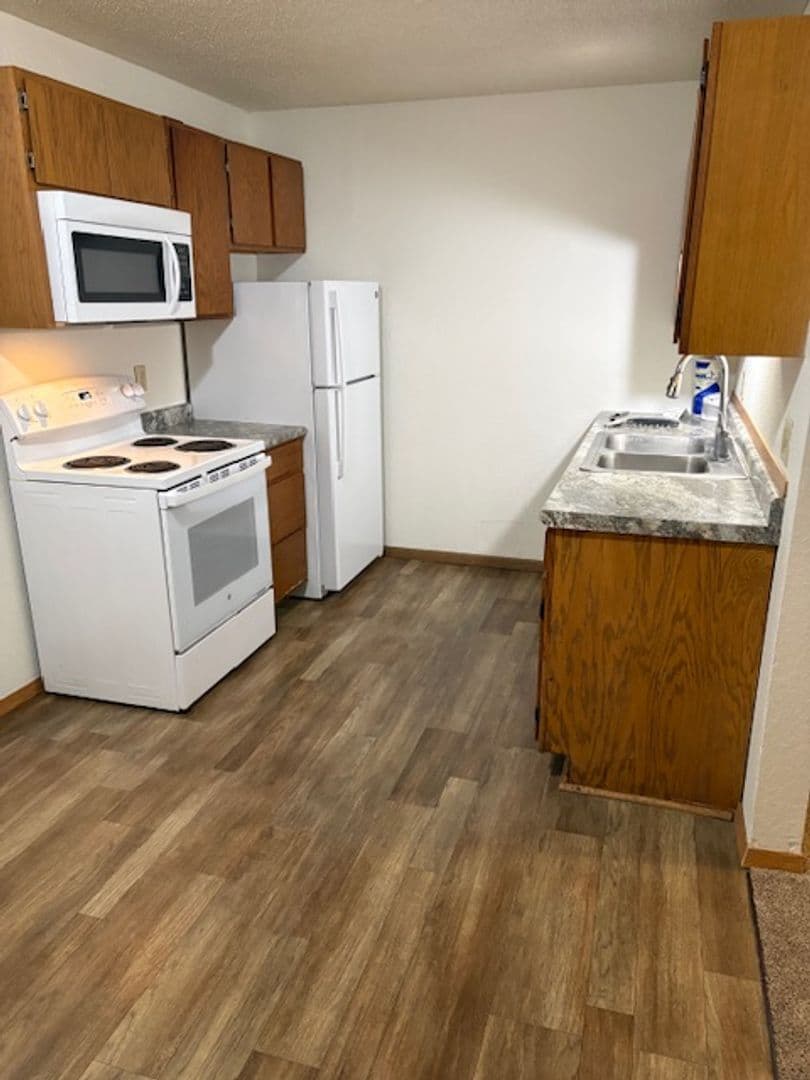 Waite Park Apartment: 30 15th Ave N
