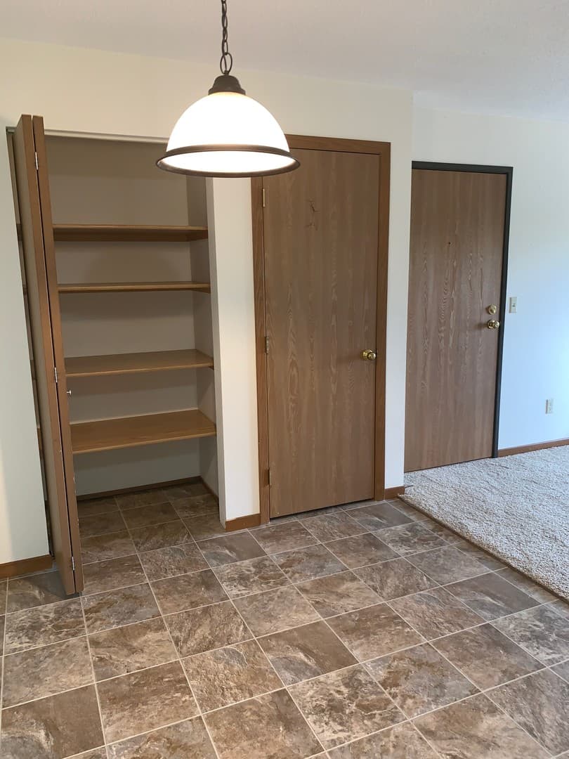 Sauk Rapids Apartment: 488 13th Ave S