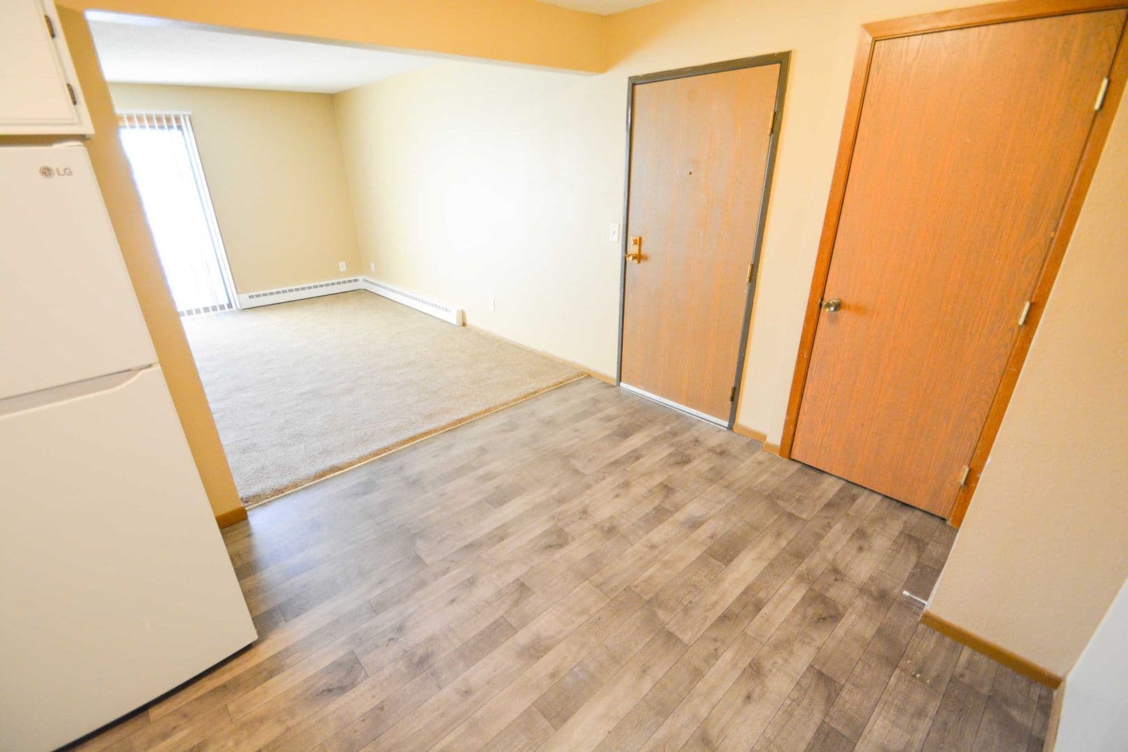 Sauk Rapids Apartment: 307 13th St N