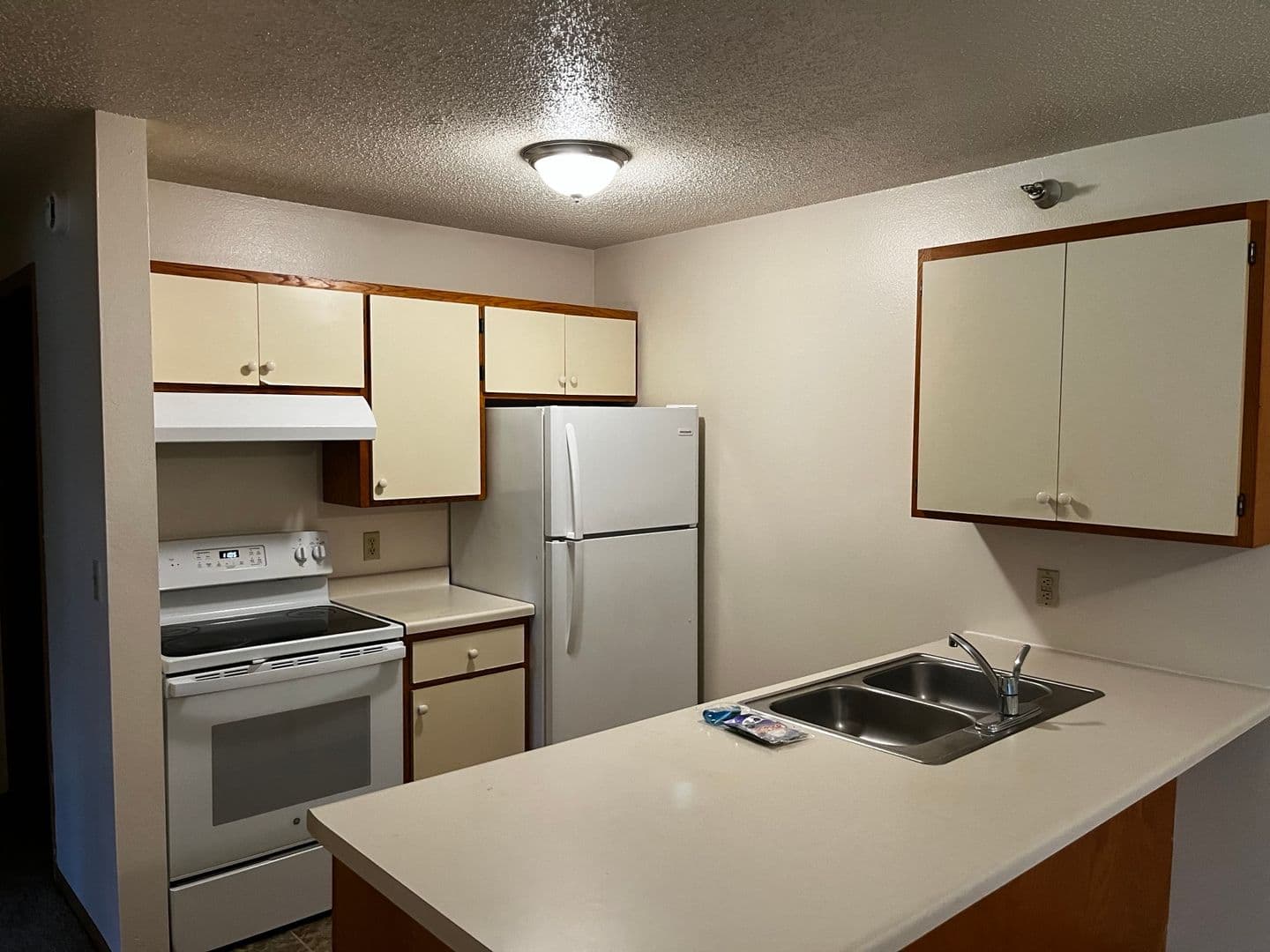 St. Cloud Apartment: 1002 7th St SE