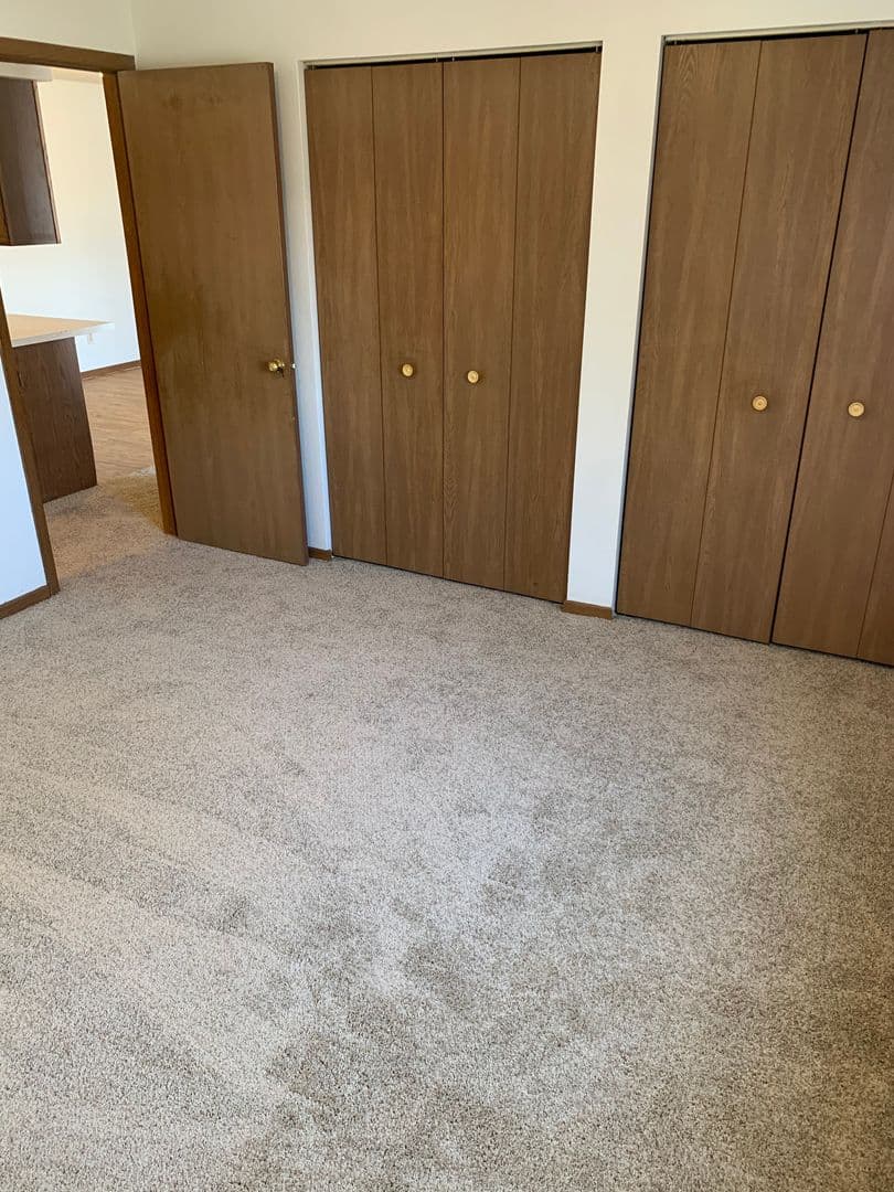St. Cloud Apartment: 520 15th Ave SE