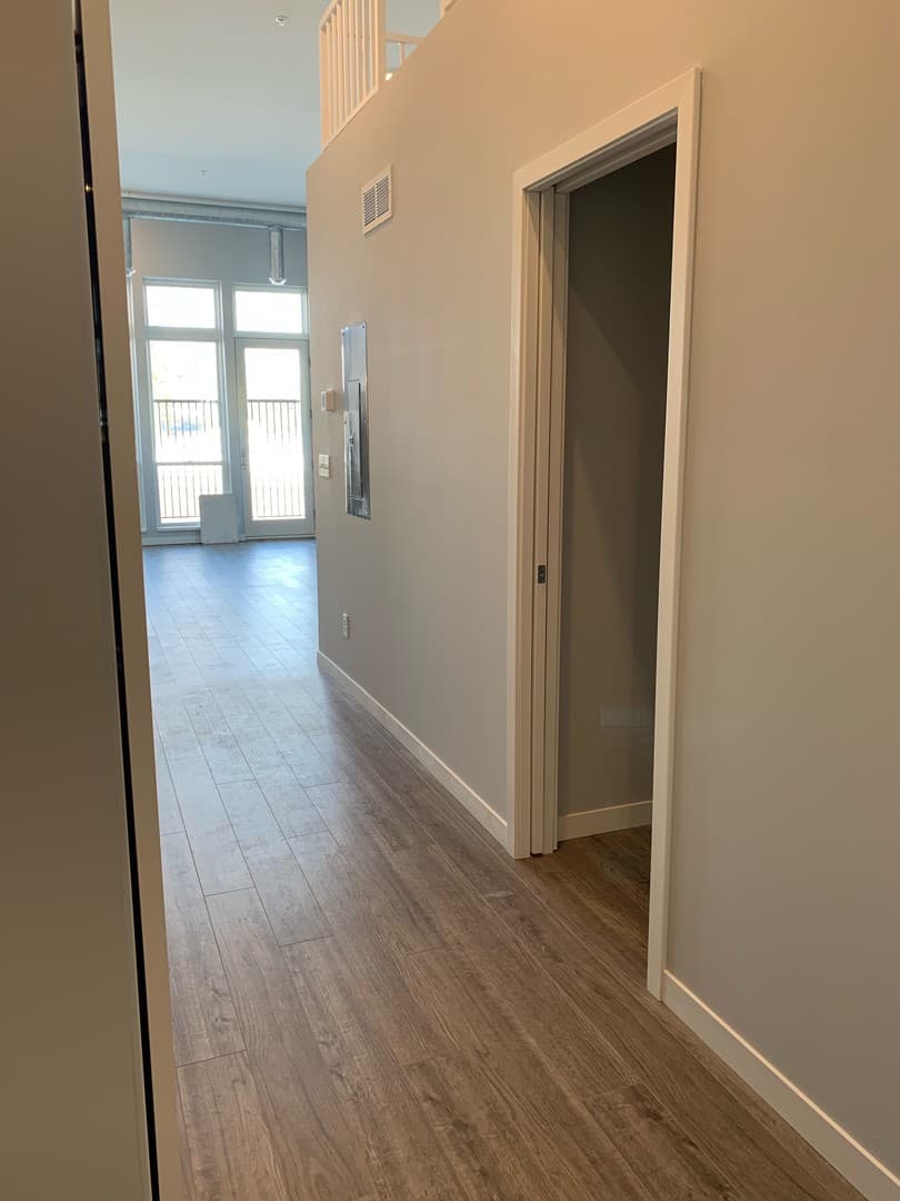 St. Joseph Apartment: 24 College Avenue N