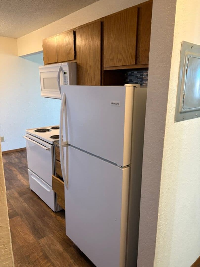 Waite Park Apartment: 30 15th Ave N
