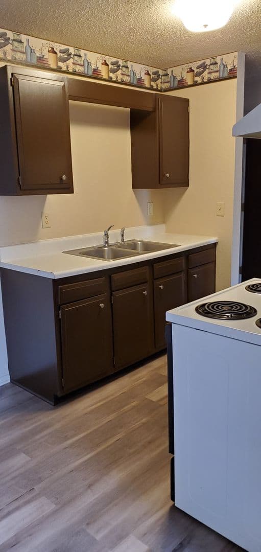 Waite Park Apartment: 401 7th St S