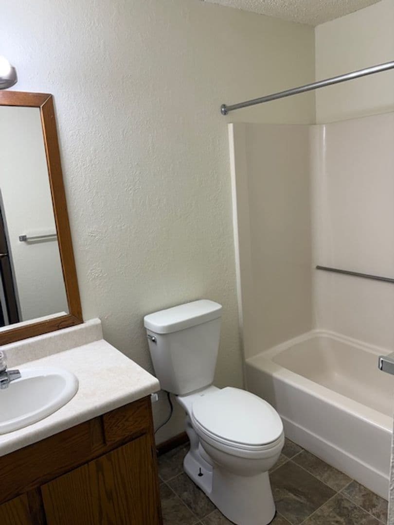 Waite Park Apartment: 30 15th Ave N
