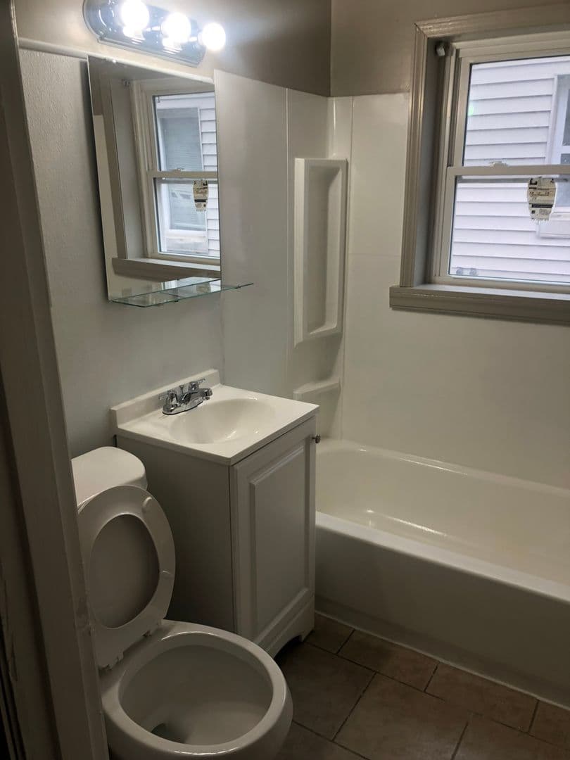 Columbus Apartment: 1773 MOUND ST