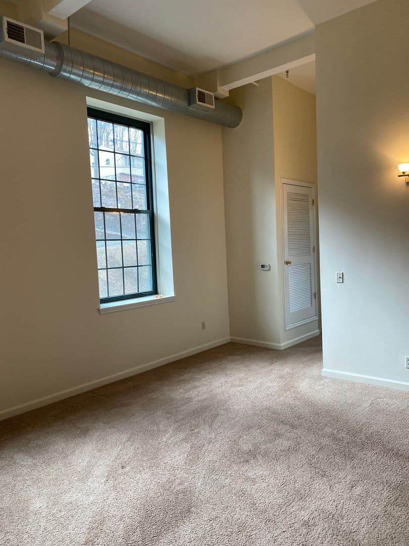 Dover Apartment: 91 Park Heights Avenue