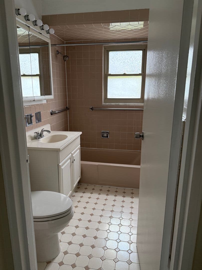 Morristown Apartment: 60 Elm Street