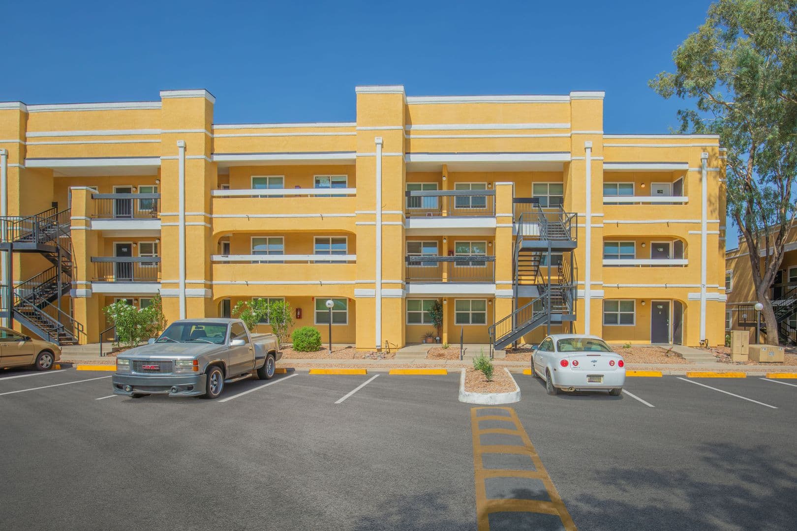 Tucson Apartment: 4880 East 29th Street