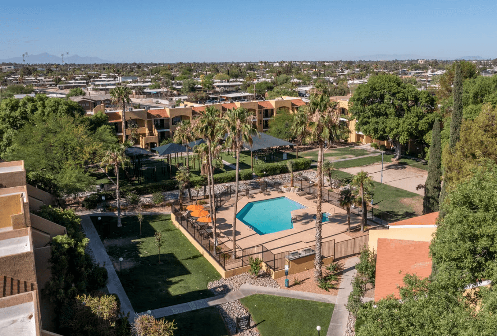 Tucson Apartment: 8550 East Speedway Blvd