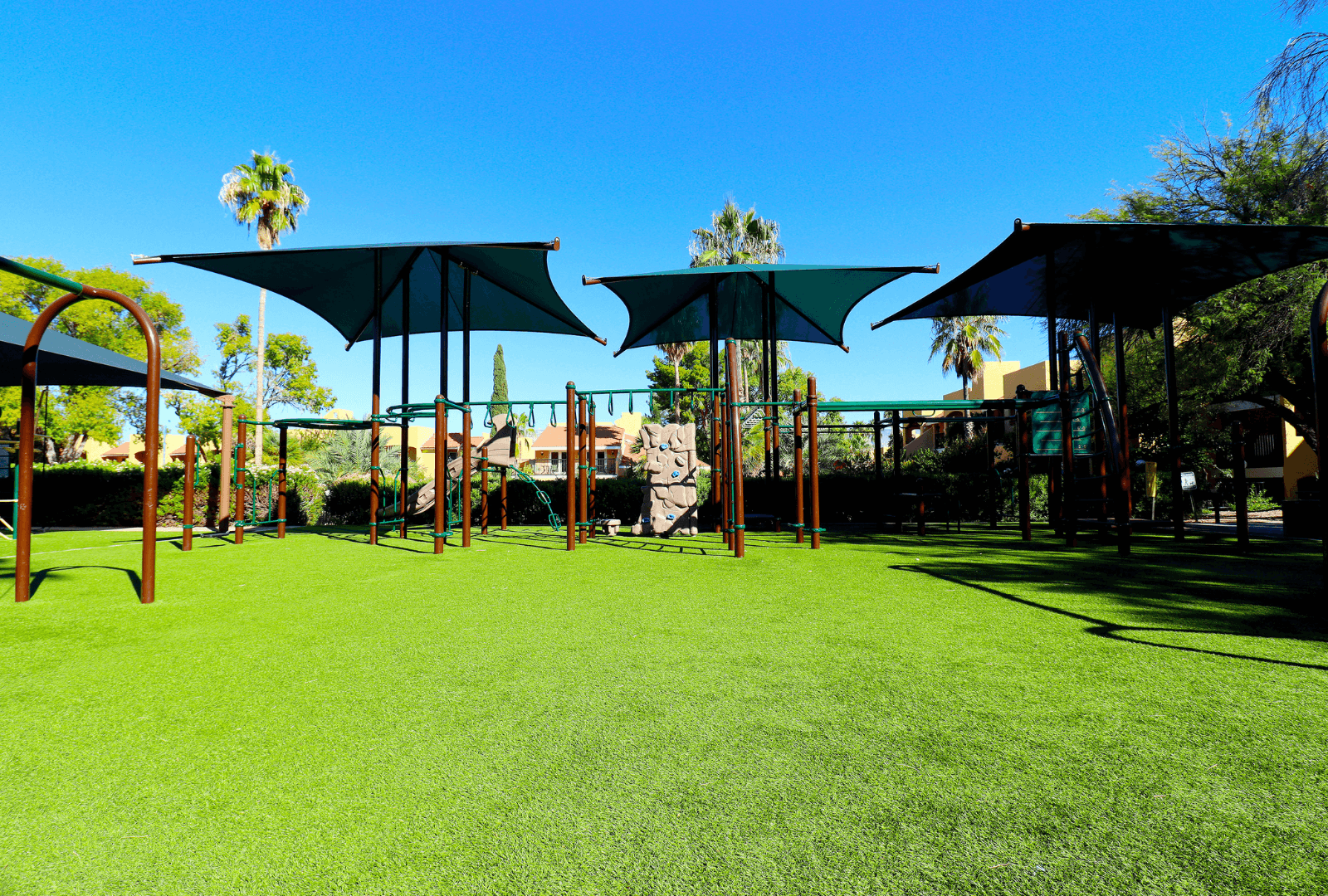 Tucson Apartment: 8550 East Speedway Blvd