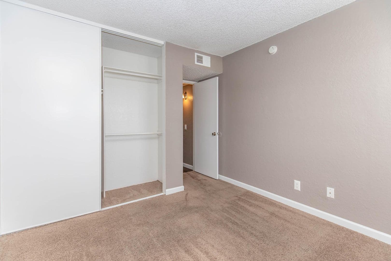 Tucson Apartment: 8550 East Speedway Blvd